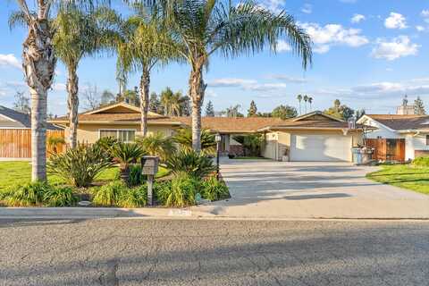 908 N Beatrice Drive, Tulare, CA 93274