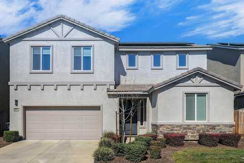 3016 E Mary Avenue, Visalia, CA 93292