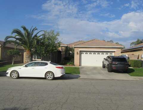 2109 Via Tuscania Avenue, Delano, CA 93215