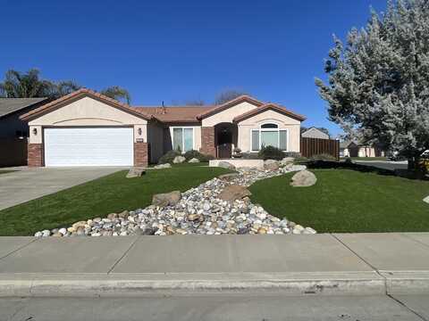 1014 W Sandstone Drive, Hanford, CA 93230