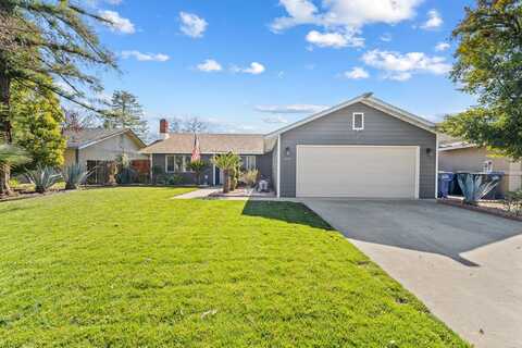 1637 Paradise Avenue, Tulare, CA 93274