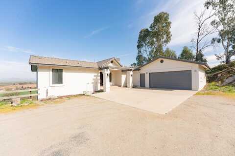 23999 Johns Drive, Porterville, CA 93257