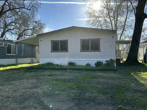 17604 E Kings Canyon Road, Sanger, CA 93657