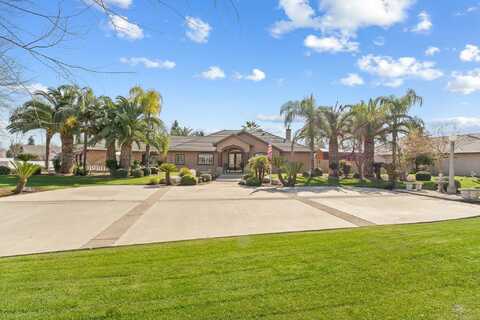 1963 W Linda Vista Avenue, Porterville, CA 93257