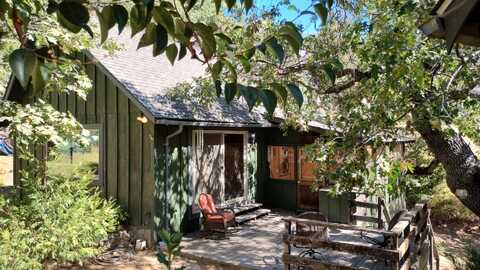 184 Manzanita Ct, Pierpoint Springs, CA 93265