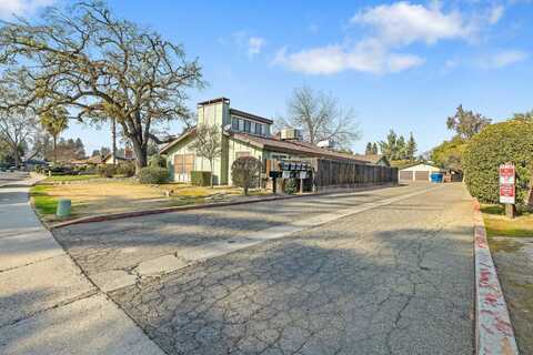 1838 E Vassar Drive, Visalia, CA 93292