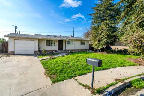 1589 Joyce Circle, Tulare, CA 93274