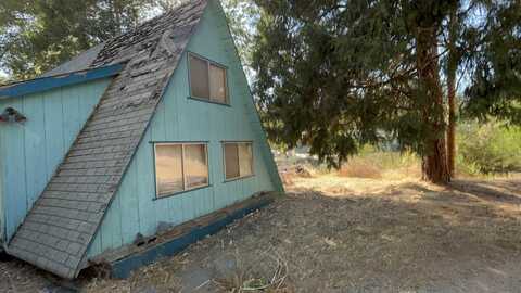 263 Rabbit Foot Trail Trail, California Hot Springs, CA 93207