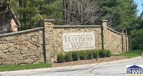 2521 Hawthorn Woods, Terre Haute, IN 47803