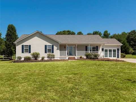 8008 Daltonshire Drive, Oak Ridge, NC 27310