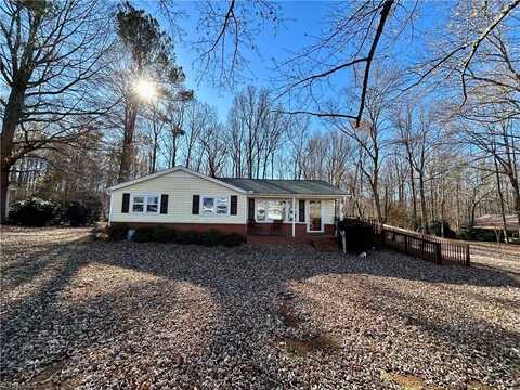 7773 Alcorn Road, Oak Ridge, NC 27310