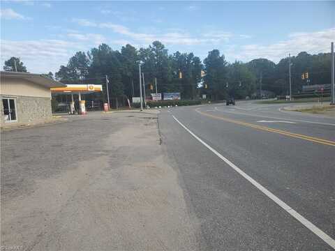 7039 Nc Highway 705, Robbins, NC 27242