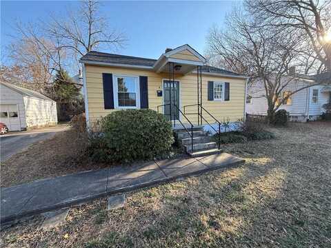 4 Vintage Avenue, Winston Salem, NC 27127