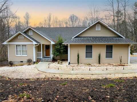 260 Yorkfield Drive, Elkin, NC 28621