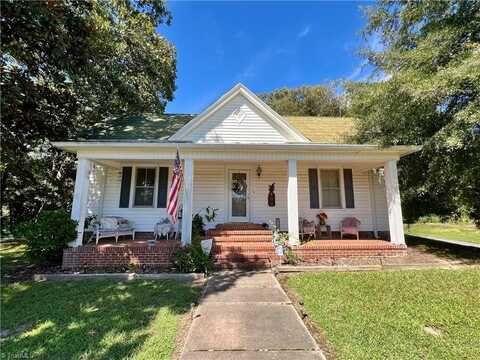 100 W Cardwell Street, Madison, NC 27025