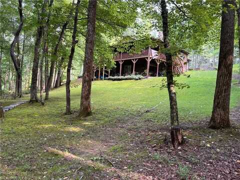 336 Mcintosh Drive, Lowgap, NC 27024