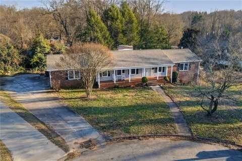 2840 Holyoke Place, Winston Salem, NC 27106