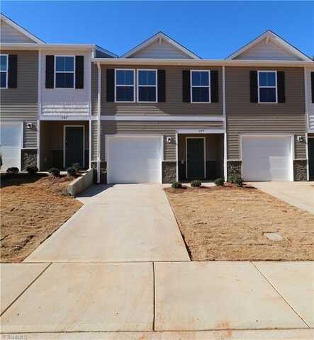 109 Knob Lane, Advance, NC 27006