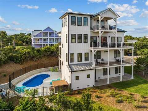 101 Melanie Street, Emerald Isle, NC 28594