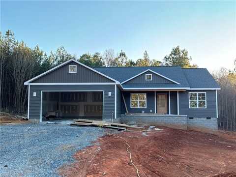 1307 Commonwealth Road, Randleman, NC 27317