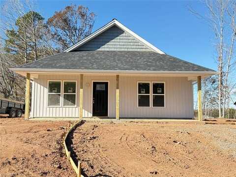 511 West End Boulevard, Madison, NC 27025