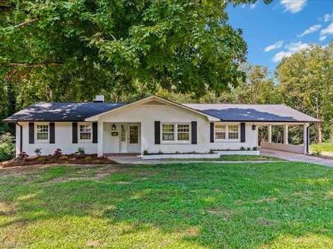 220 Longwood Drive, Winston Salem, NC 27104