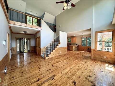 132 Vacation Way, Millers Creek, NC 28651