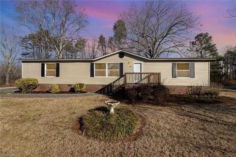 885 Camellia Lane, Randleman, NC 27317