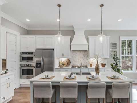 104 Pointe Park Circle, Holly Springs, NC 27540