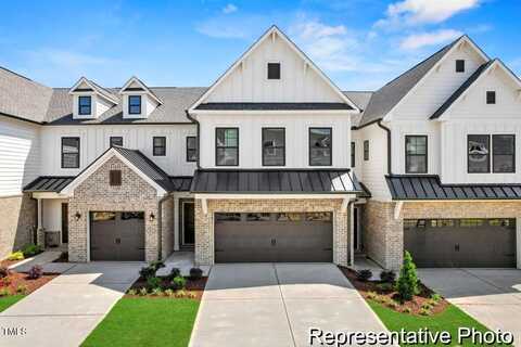 46 N District Avenue, Clayton, NC 27527