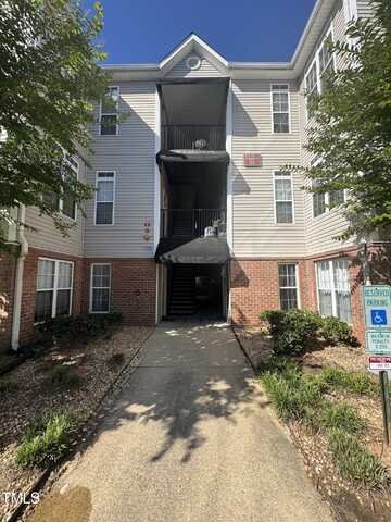 2520 Friedland Place, Raleigh, NC 27617