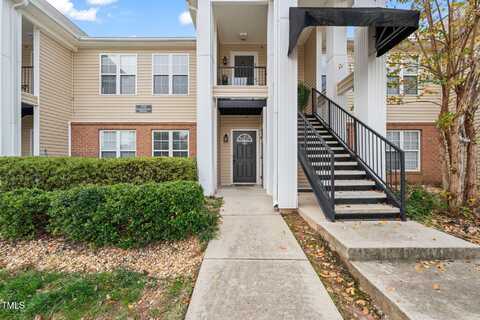 2510 Huntscroft Lane, Raleigh, NC 27617