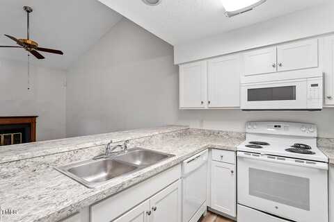 14 Stone Village Court, Durham, NC 27704