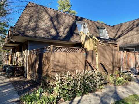 207 Summerwalk Circle, Chapel Hill, NC 27517