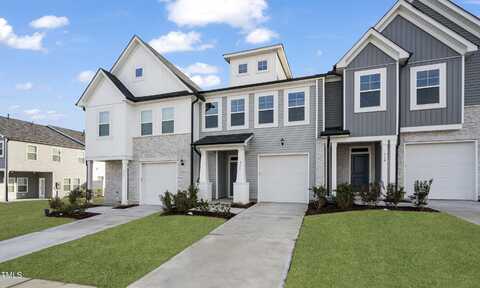 556 Eversden Drive, Zebulon, NC 27597