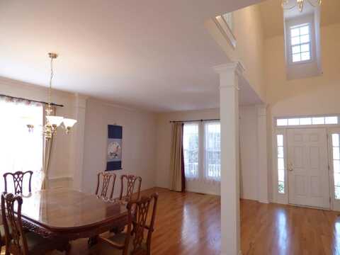 110 N Fields Circle, Chapel Hill, NC 27516