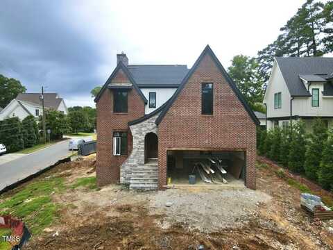 3301 Dell Drive, Raleigh, NC 27609