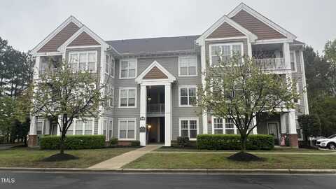 1828 Parkside Village Drive, Clayton, NC 27520