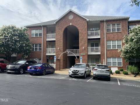 129 Sturbridge Drive, Clayton, NC 27520