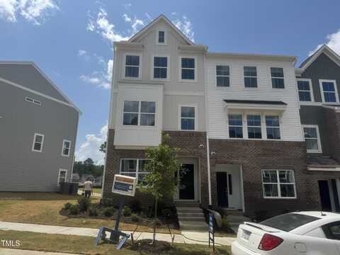 312 Chesapeak Commons Street, Garner, NC 27529