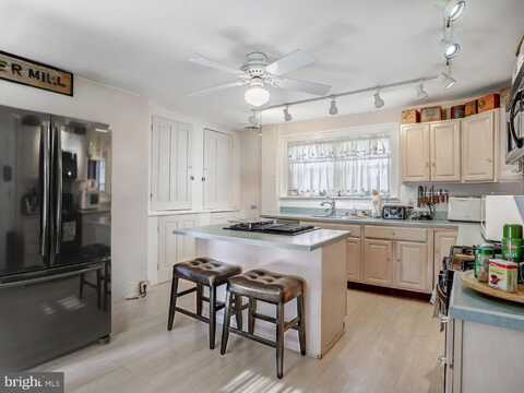 104 N MAIN STREET, BOONSBORO, MD 21713