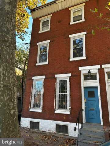 333 N SAUNDERS AVENUE, PHILADELPHIA, PA 19104