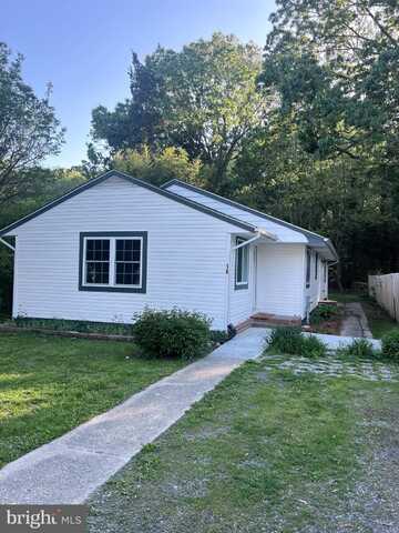 18 OAK STREET, CAMBRIDGE, MD 21613