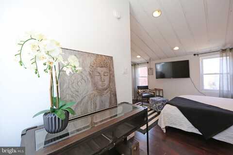 1111 EARL STREET, PHILADELPHIA, PA 19125