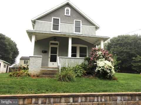 9 E 2ND STREET, QUARRYVILLE, PA 17566