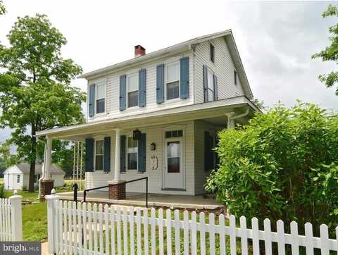 19 WALNUT STREET, SHOEMAKERSVILLE, PA 19555