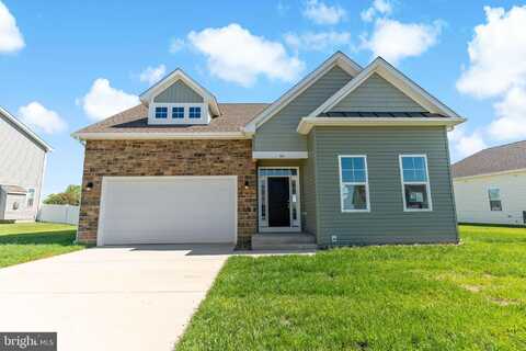 90 SANTIAGO CIRCLE, MARTINSBURG, WV 25403