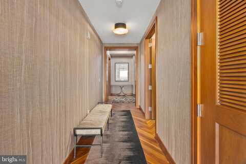 300 INTERNATIONAL DRIVE, BALTIMORE, MD 21202