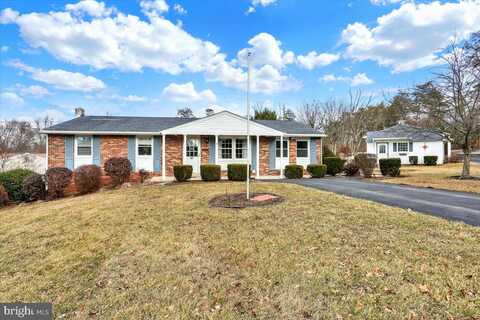 110 GOLLUB DRIVE, BIRDSBORO, PA 19508