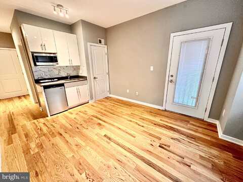 531 N BUDD STREET, PHILADELPHIA, PA 19104